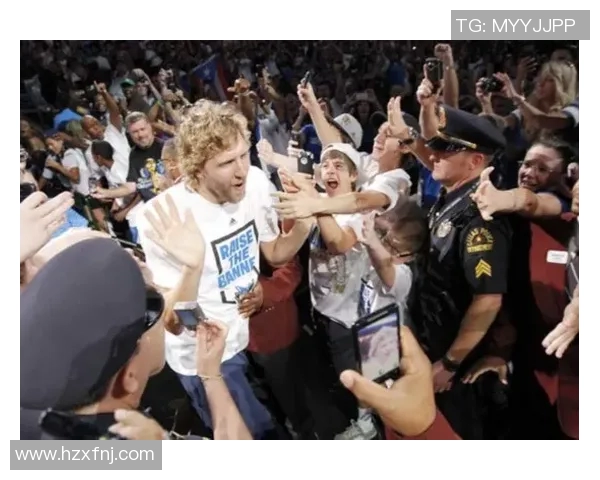 球迷为庆祝胜利免费发奶茶，街头排长龙